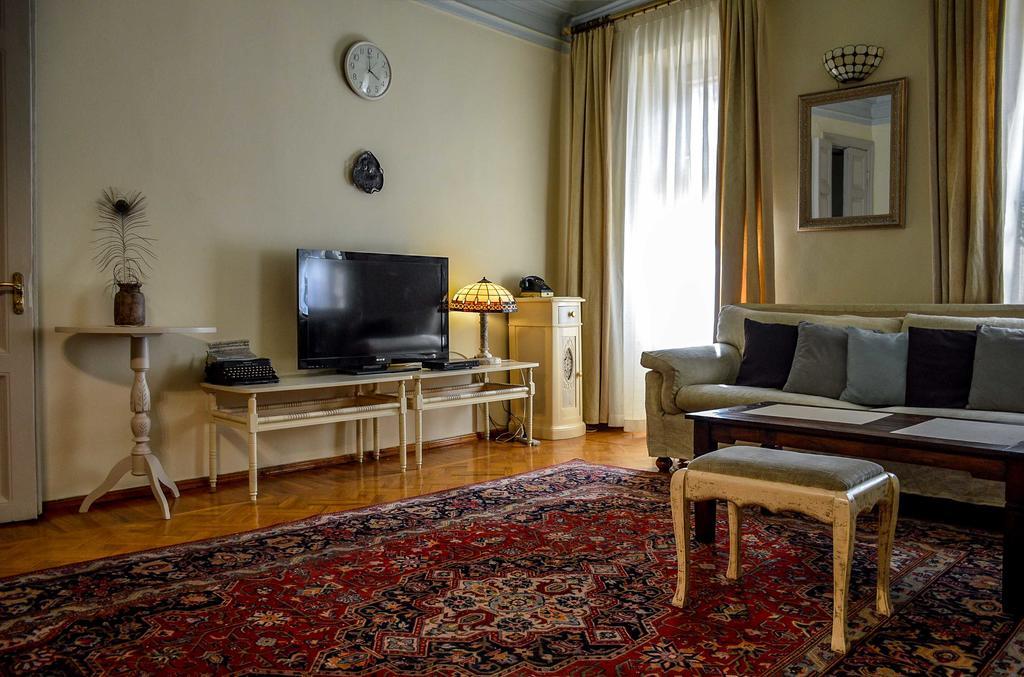 Vintazhnaya Apartment Odessa Eksteriør billede
